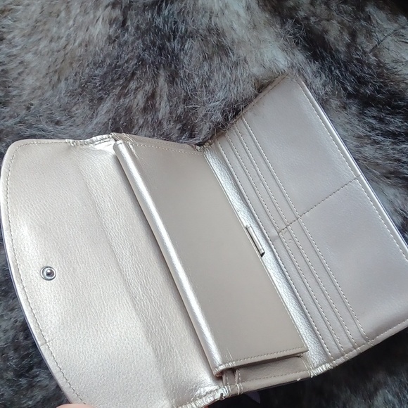 Dana Buchman  wallet - Picture 4 of 16